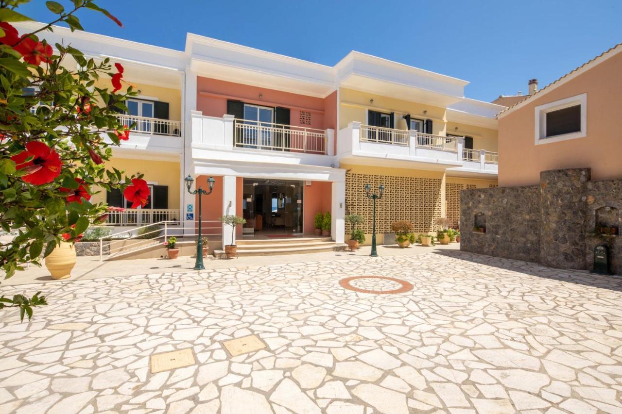 Hotel Rossis Mesongí Exterior photo